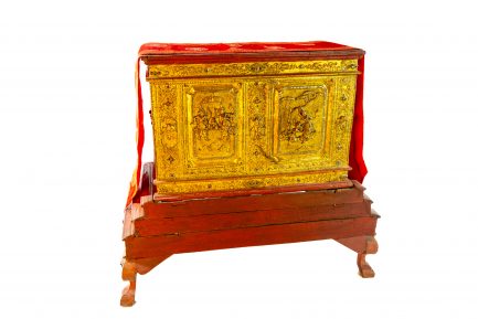 Antique 19th-Century Burmese Gilt Lacquer Sadaik Manuscript Chest